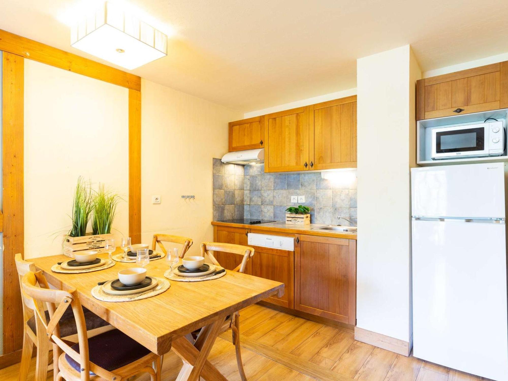 Appartement 10 Pers Avec Piscine, Sauna Et Parking En Centre-Ville De Saint-Lary-Soulan - Fr-1-296-394 Екстер'єр фото